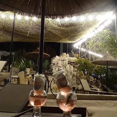 Hotel Abalone 4*