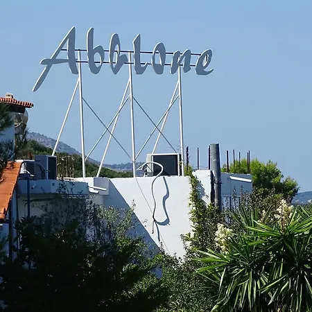 Abalone Otel Ksamil