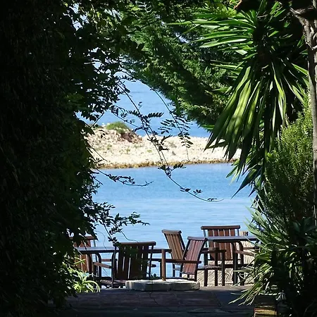 Otel Abalone Ksamil