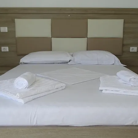 Otel Abalone Ksamil
